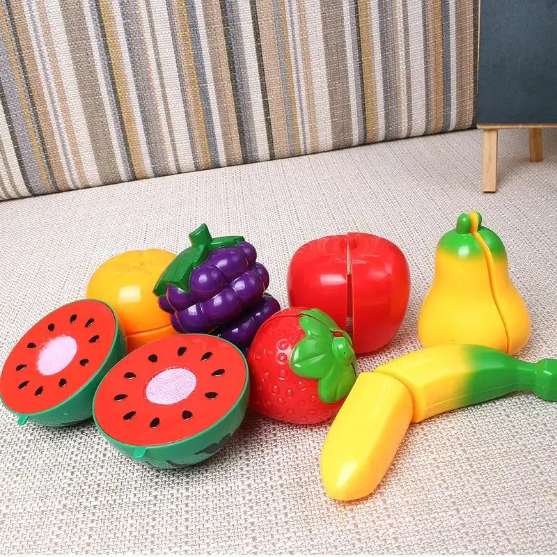 Brinquedo de Cozinha Infantil Kit Frutas e Legumes de Cortar em Madeira